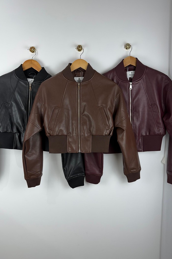 Jaqueta curta de courino marrom