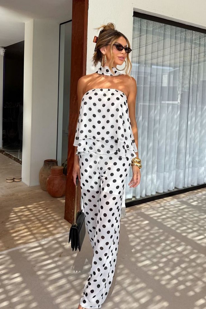 Conjunto tomara que caia e calça poá branco