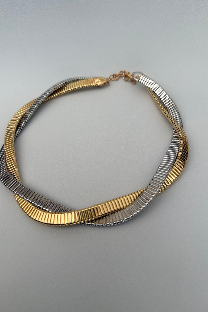 Colar choker dois fios prata e dourado