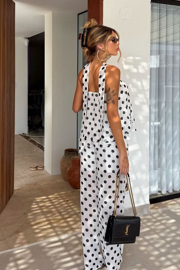 Conjunto tomara que caia e calça poá branco