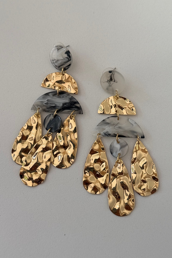 Brinco maxi geométrico branco