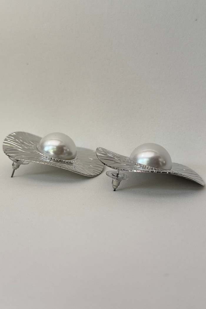 Brinco maxi disco com pérola