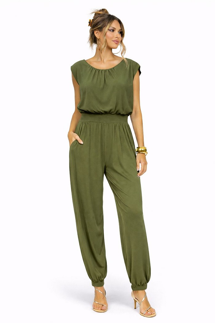 Macacão em algodão com ombreiras e calça aladim verde