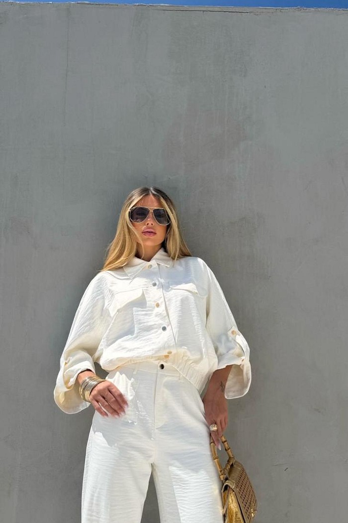 Conjunto jaqueta e calça off white