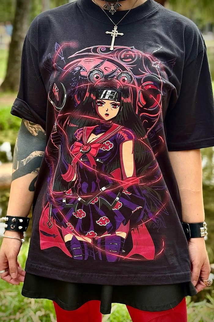 CAMISETA SAILOR UCHIHA