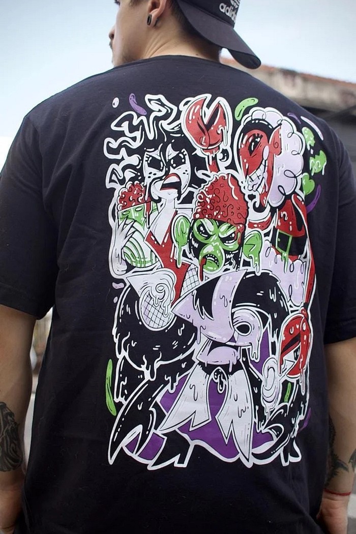 CAMISETA GÊNIOS DO CRIME