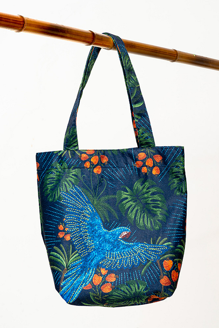 Bolsa Rosinha Arara Bordado