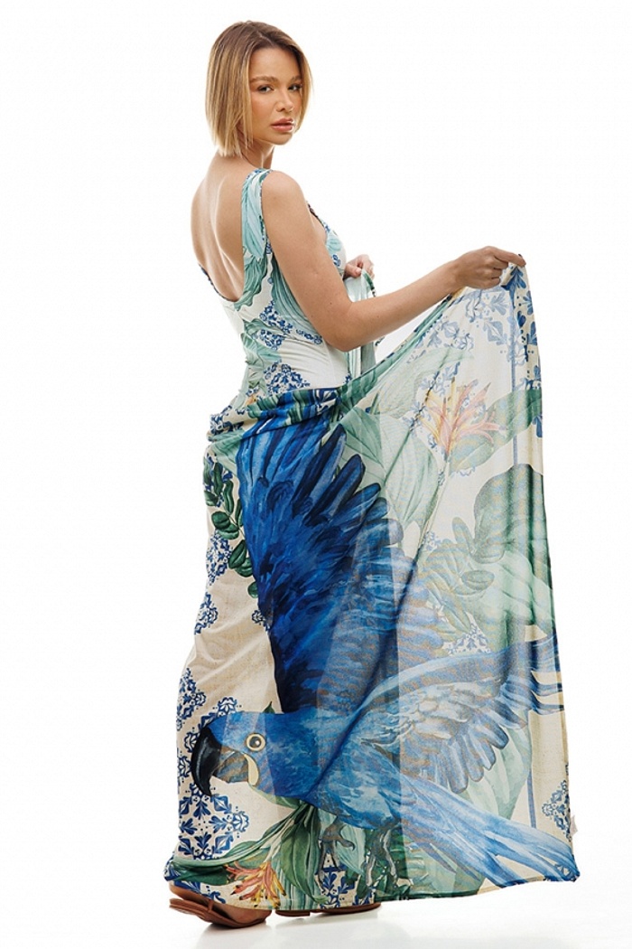 Canga Retangular Maxi Arara Azul Fundo Azulejo