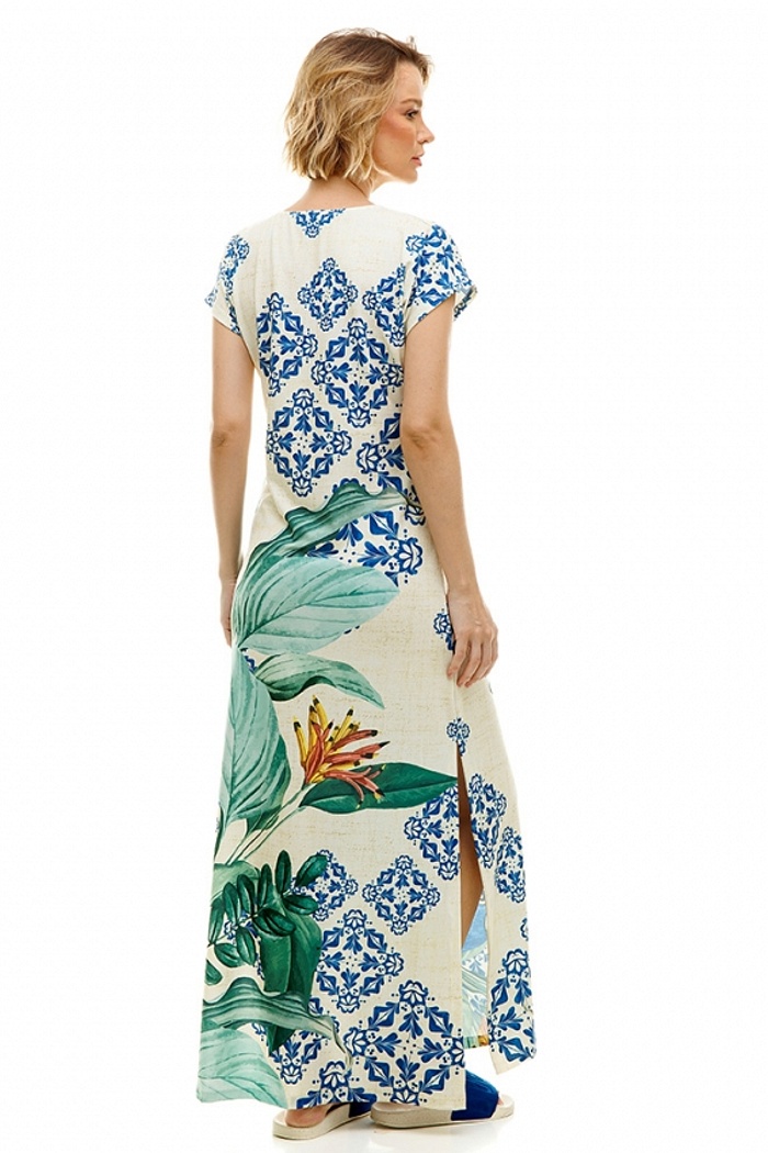 Vestido Longo Jeri Maxi Arara Azul Fundo Azulejo