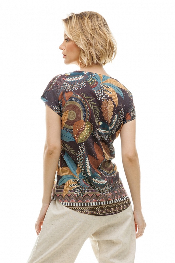 Blusa Jasmim Araras Fundo Indiano