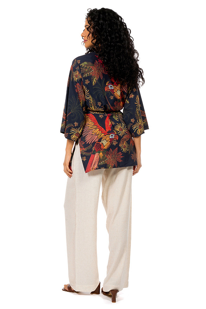 Kimono Raízes Arara Flor Bordado Off