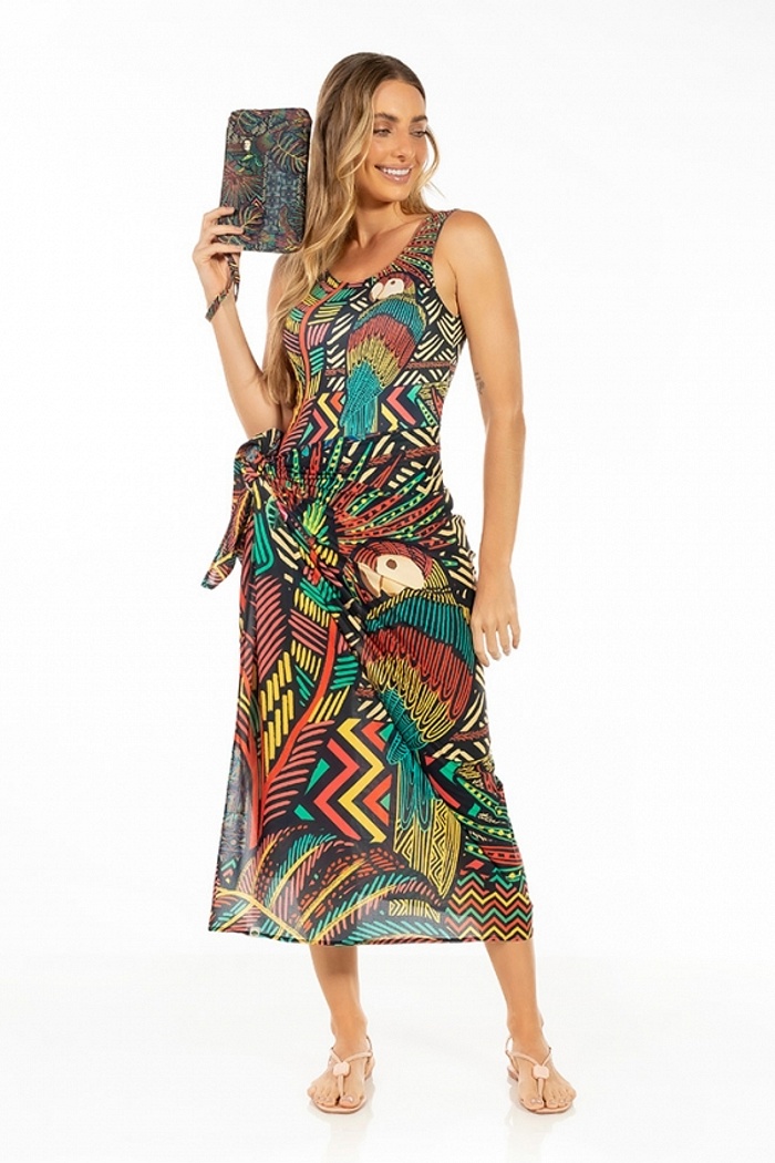 Canga Retangular Araras Etnicos Fundo Preto