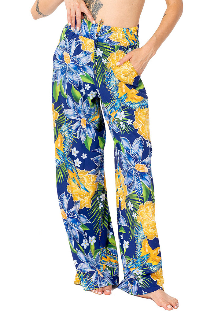 Calça Ampla Araras Flores Cores Brasil