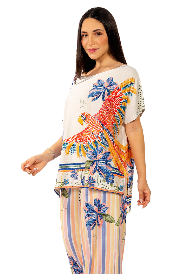 Blusa Conceito Passaros e Flores Bordados