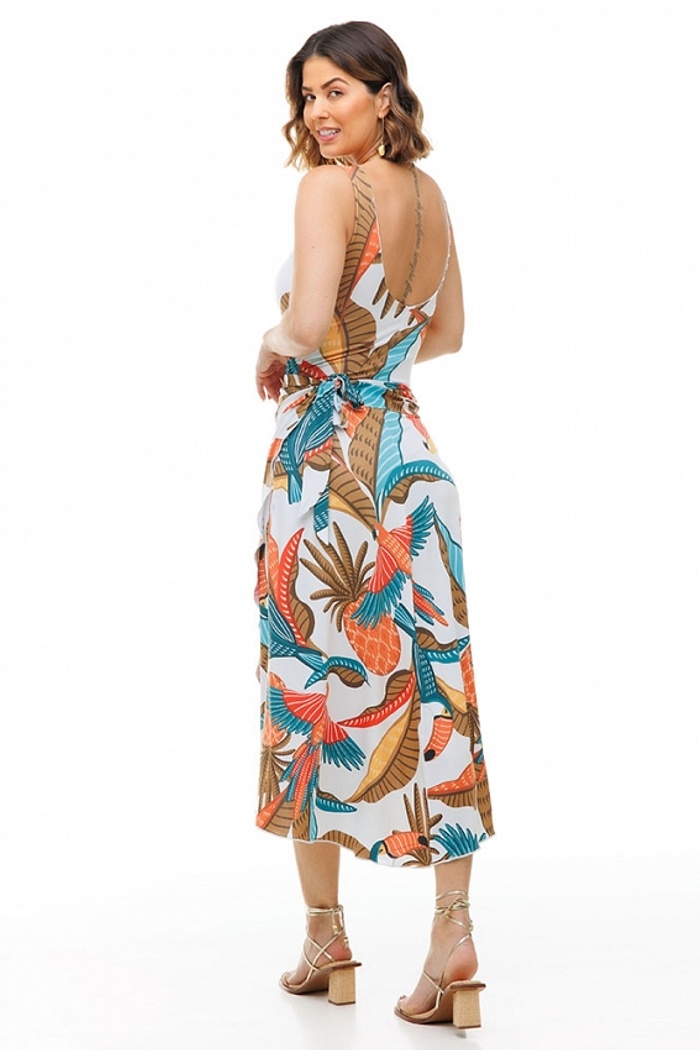 Saia Pareô Clássica Aves e Abacaxi Fundo Branco