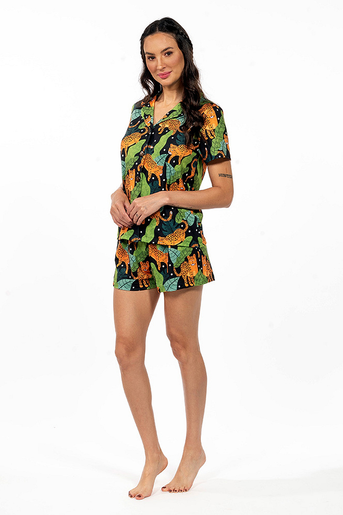 Conjunto Pijama Americano Curto Onças Folhas Poa