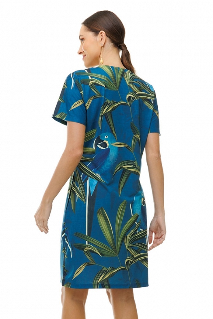 Vestido Floresta Arara Azul e Folhagens Verde