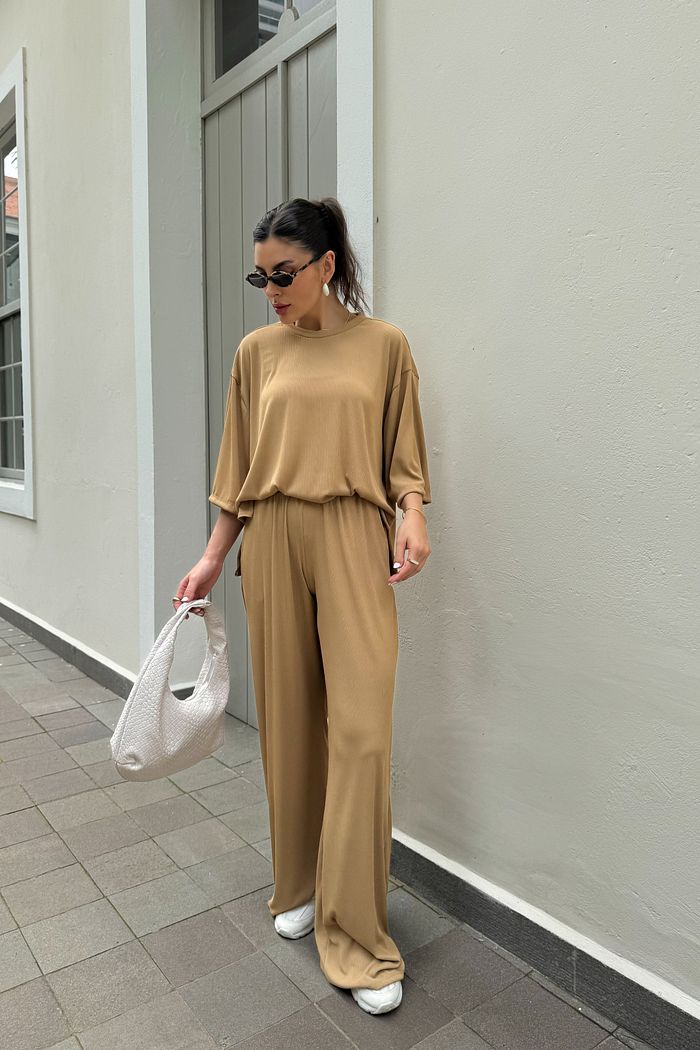 CONJUNTO MARTINA MARROM CAMEL