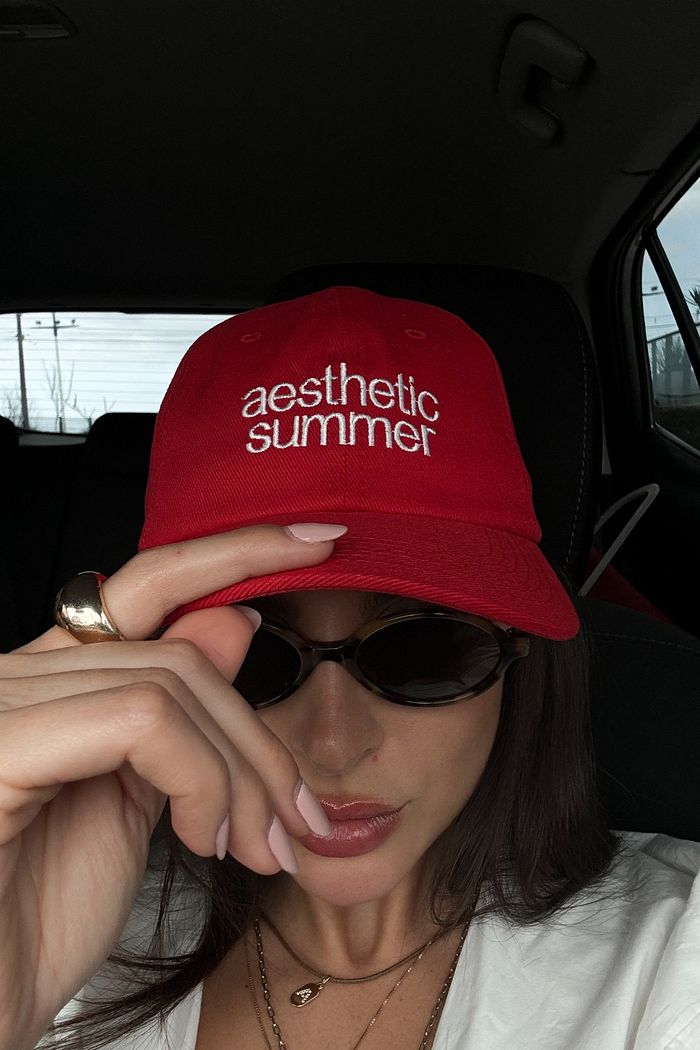 BONÉ AESTHETIC SUMMER VERMELHO