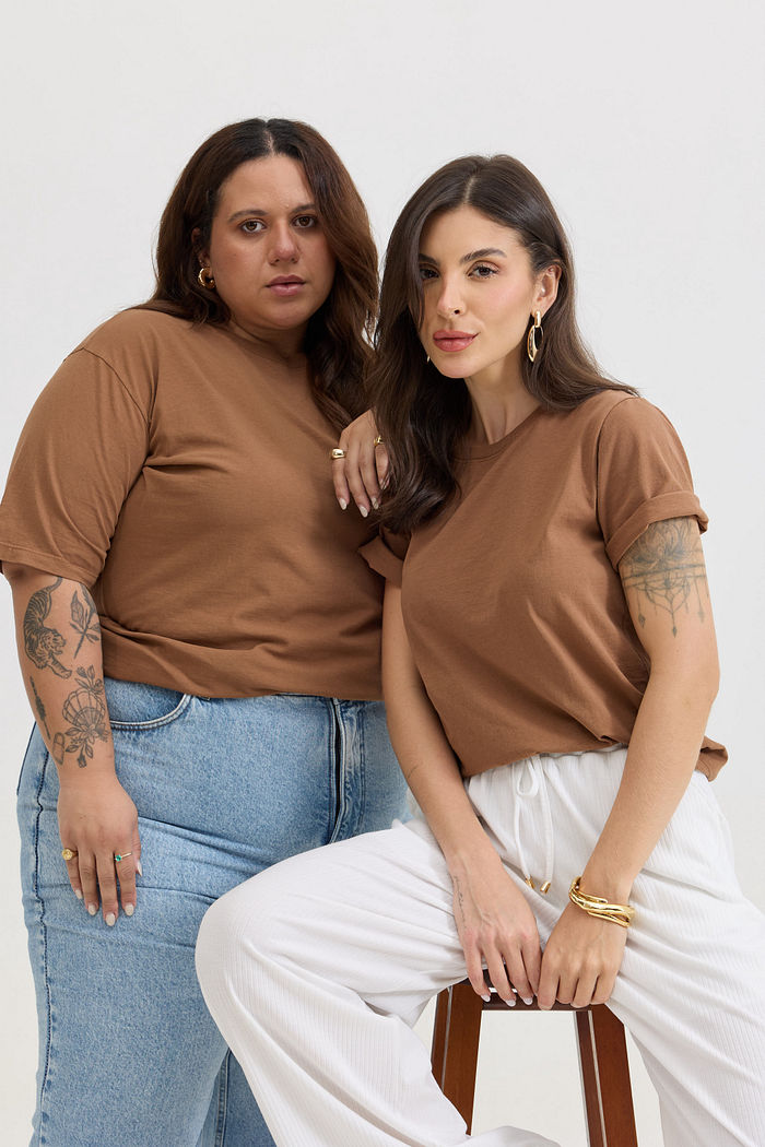 T-SHIRT ESTONADA LISA MARROM CLIMBER