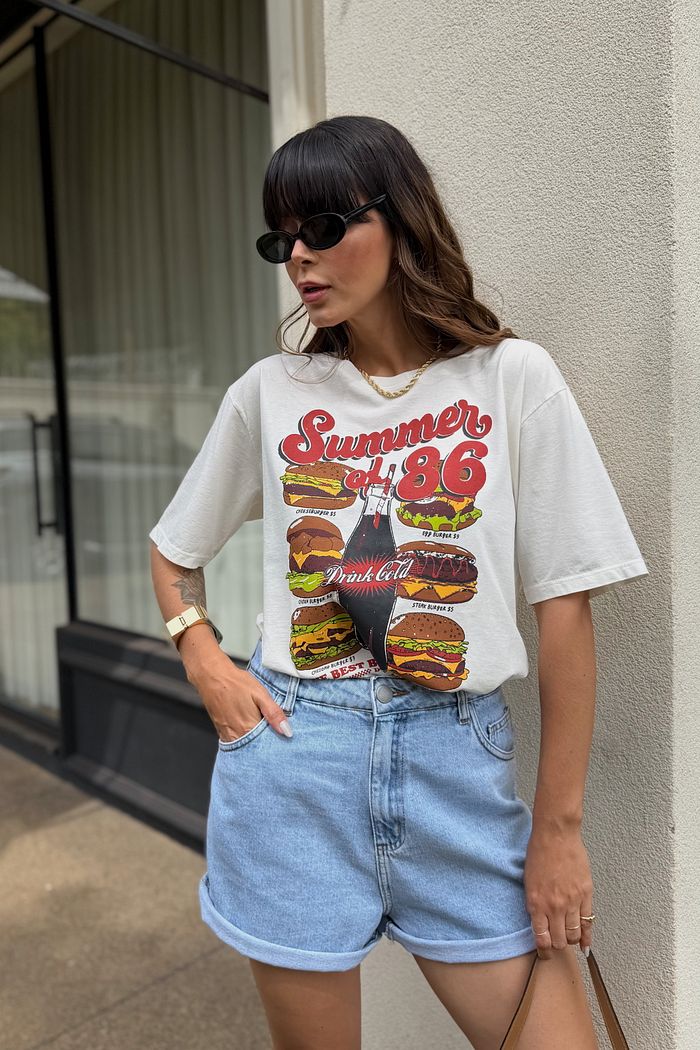 T-SHIRT ESTONADA SUMMER HAMBURGUER OFF WHITE