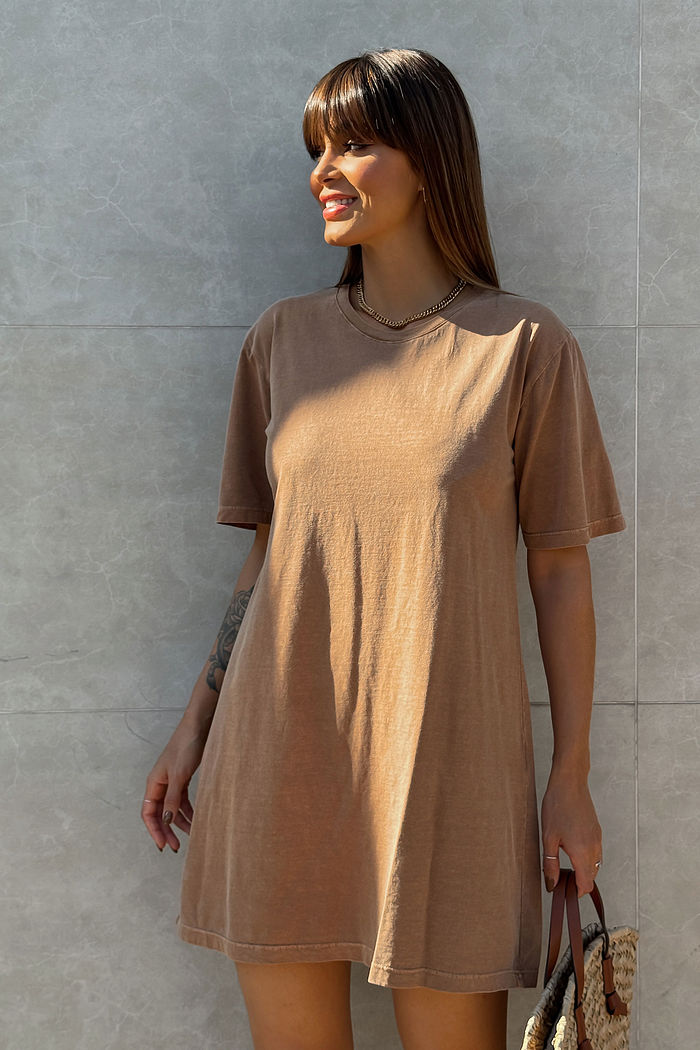 VESTIDO T-SHIRT LISO MARROM CLIMBER