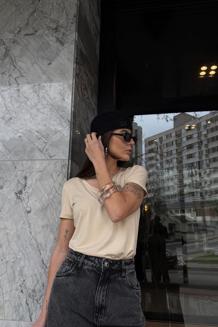 BLUSA VISCOLYCRA DECOTE V AREIA