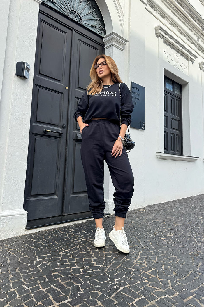 CALÇA DE MOLETOM PRETO
