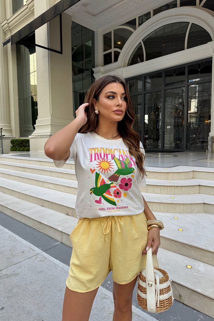 T-SHIRT ESTONADA TROPICANA (COM STRASS) OFF WHITE