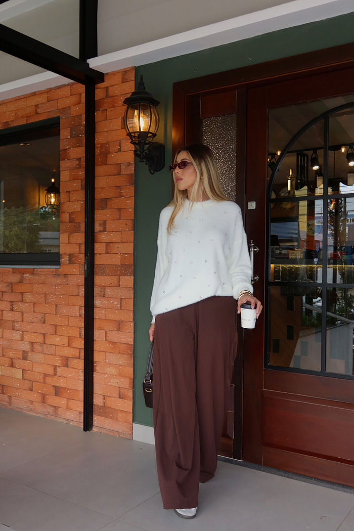 TRICOT COM PEDRARIAS KYLIE OFF WHITE