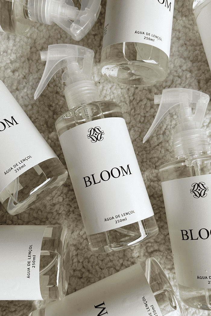 ÁGUA PERFUMADA PARA TECIDOS BLOOM 250ML