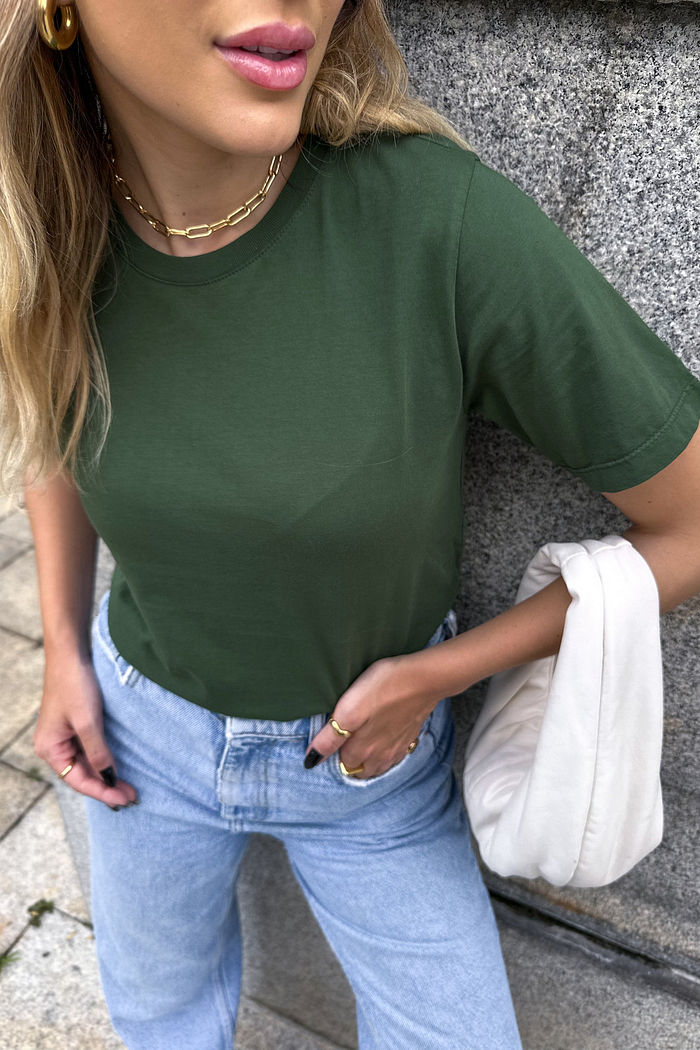 T-SHIRT ESTONADA LISA VERDE MILITAR
