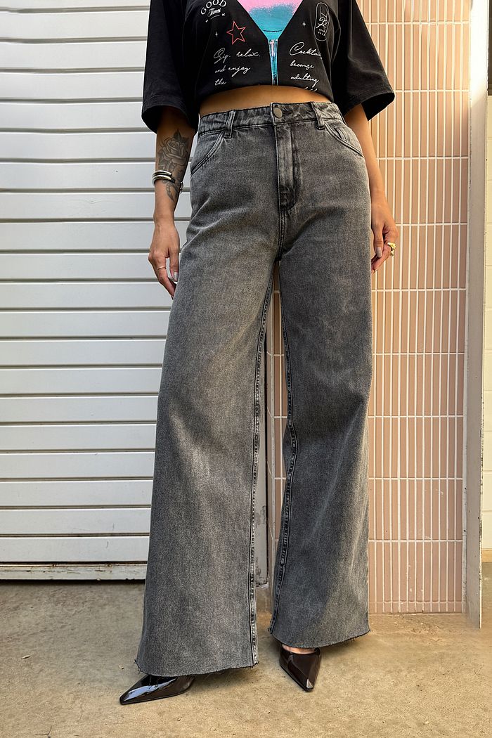 CALÇA WIDE LEG HAILEY PRETA MARMORIZADA