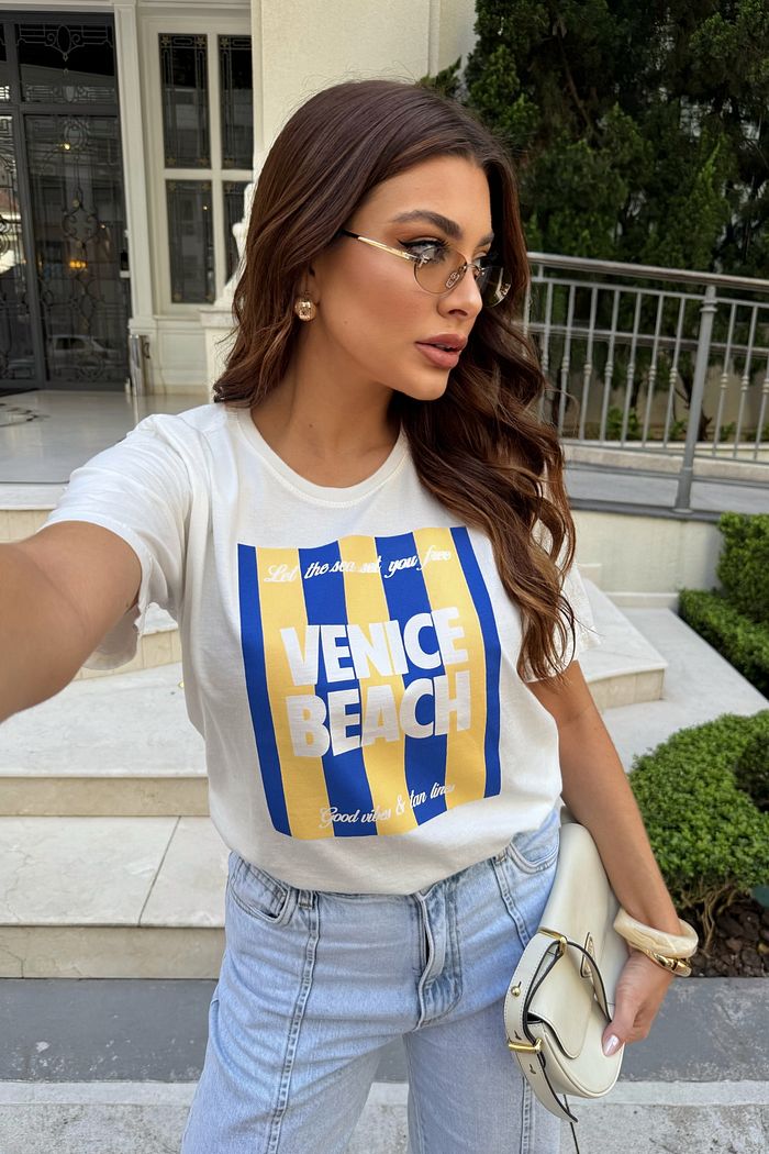 T-SHIRT ESTONADA VENICE BEACH ESTAMPA AZUL OFF WHITE