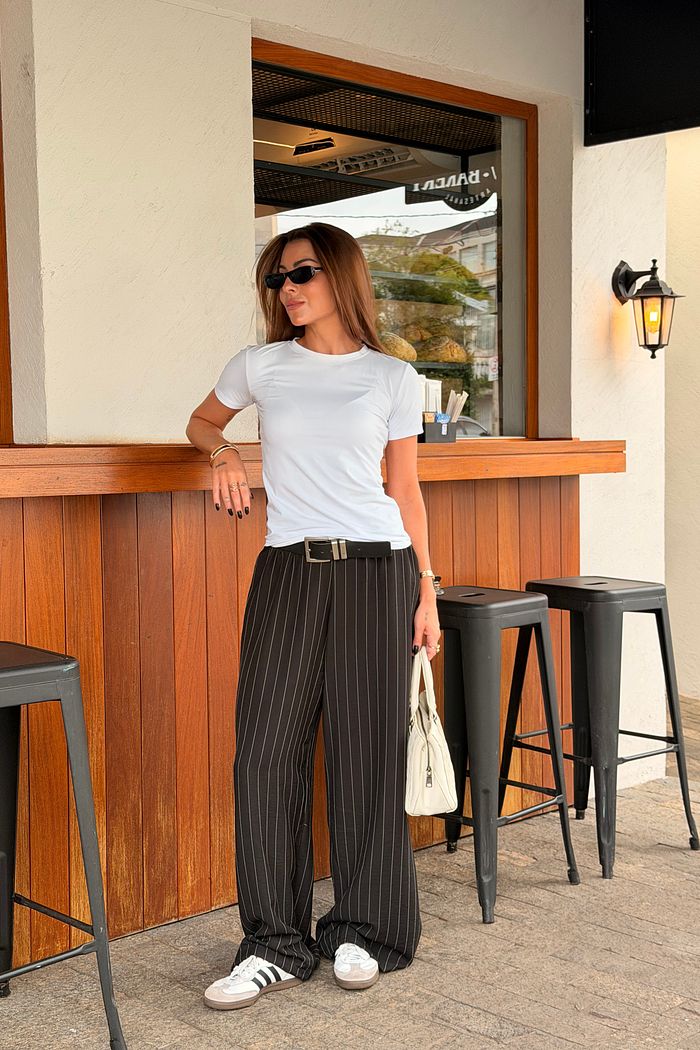 CALÇA PANTALONA LIA RISCA DE GIZ PRETO