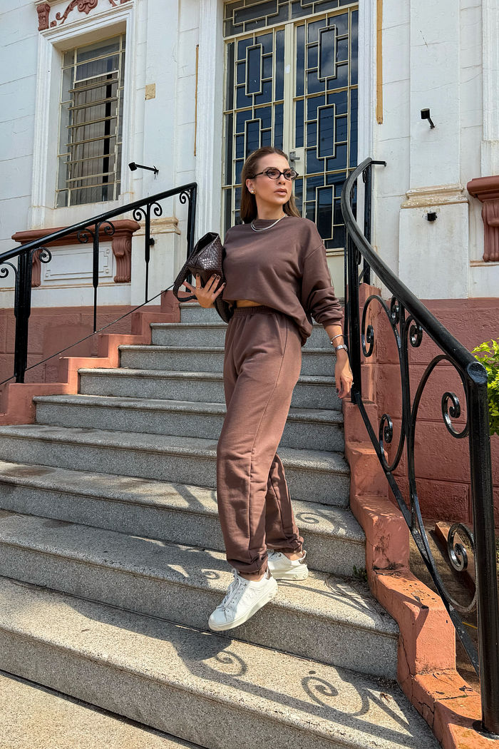 CALÇA DE MOLETOM MARROM