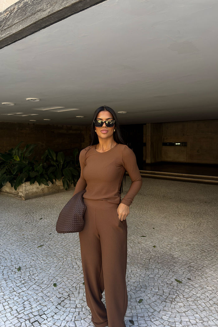 CONJUNTO COMFY MINIMAL MARROM TRUFADO