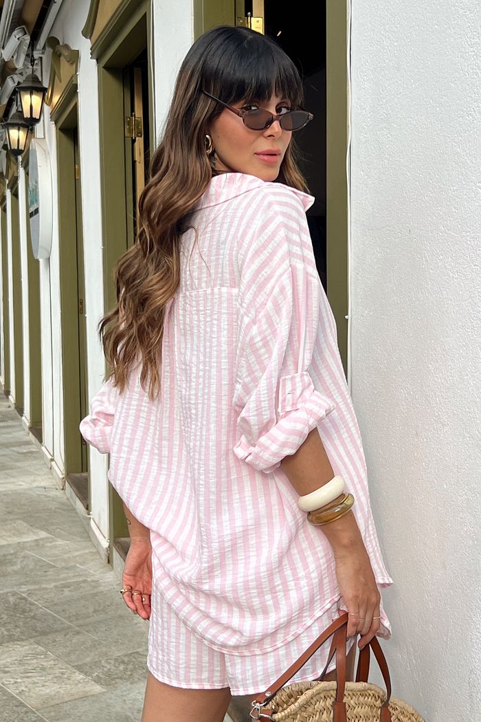 CAMISA BOTÕES LISTRAS OVER THAIS ROSA CANDY