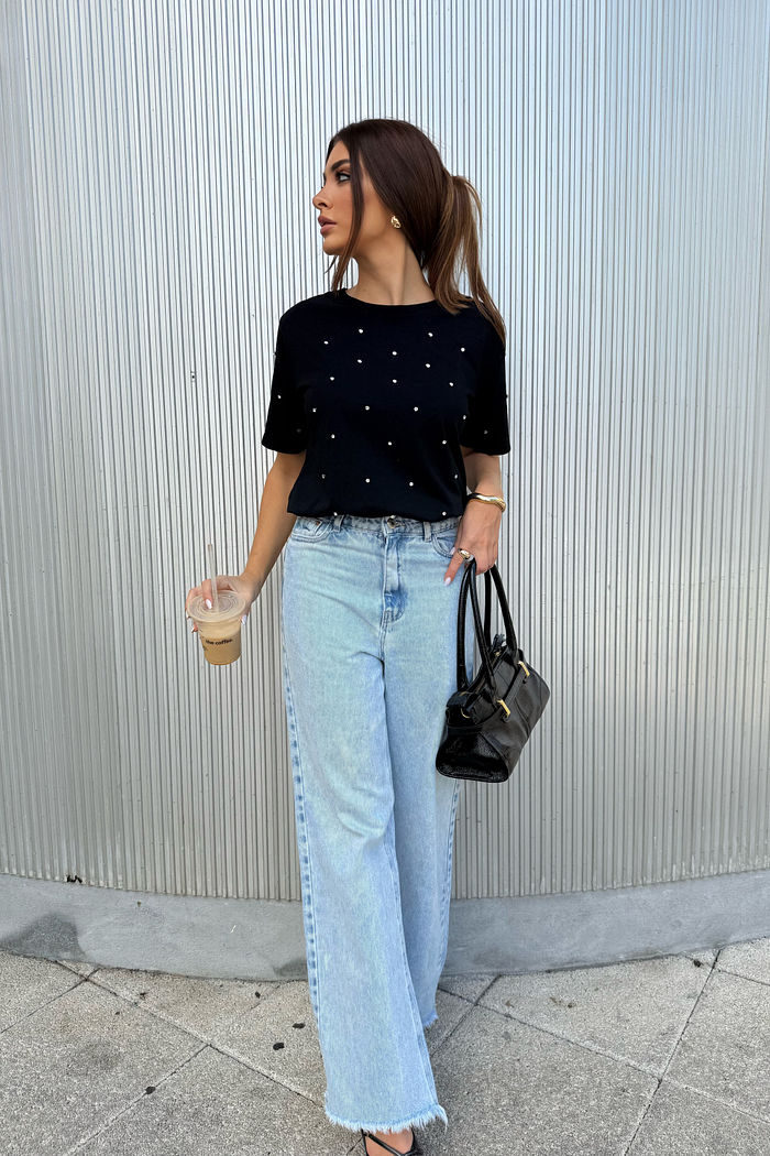 T-SHIRT ESTONADA PONTOS DE LUZ PRETA