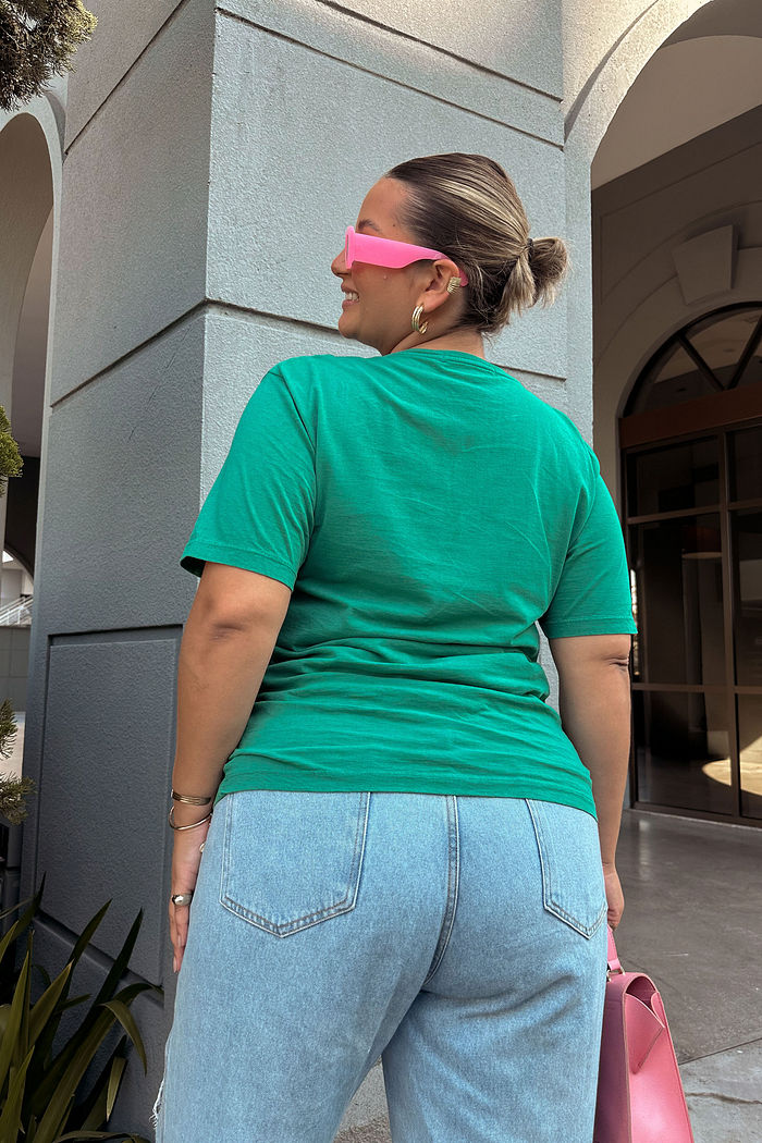 T-SHIRT ESTONADA LISA VERDE AMAZÔNIA