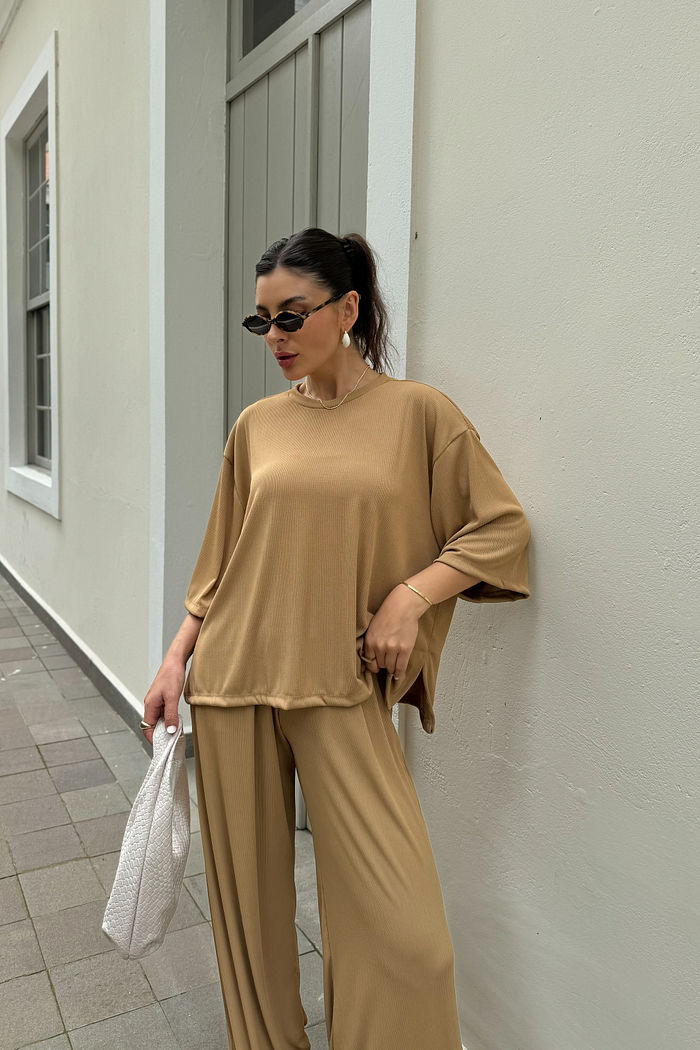 CONJUNTO MARTINA MARROM CAMEL