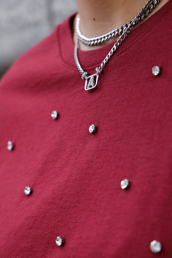 T-SHIRT ESTONADA PONTOS DE LUZ VINHO