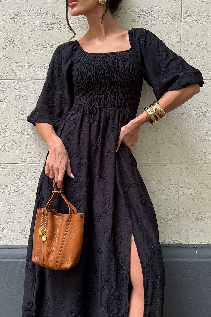 VESTIDO MIDI BORDADO BARBARA PRETO