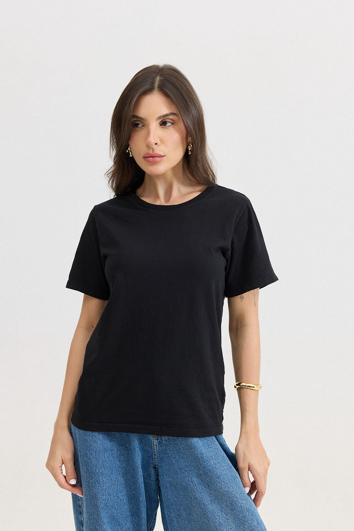 T-SHIRT ESTONADA LISA PRETA