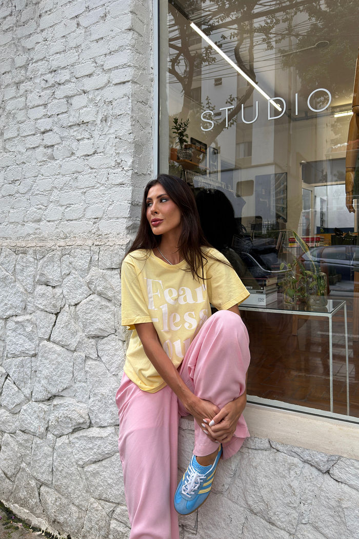 T-SHIRT ESTONADA FEARLESS SOUL AMARELO MANTEIGA