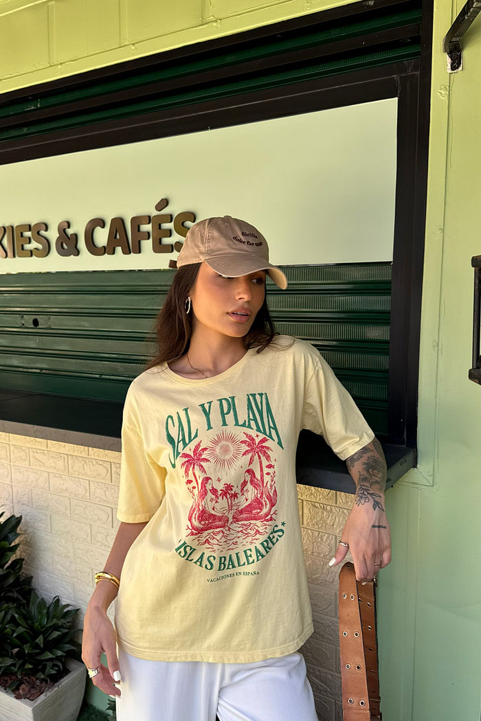 T-SHIRT ESTONADA SAL Y PLAYA AMARELO MANTEIGA