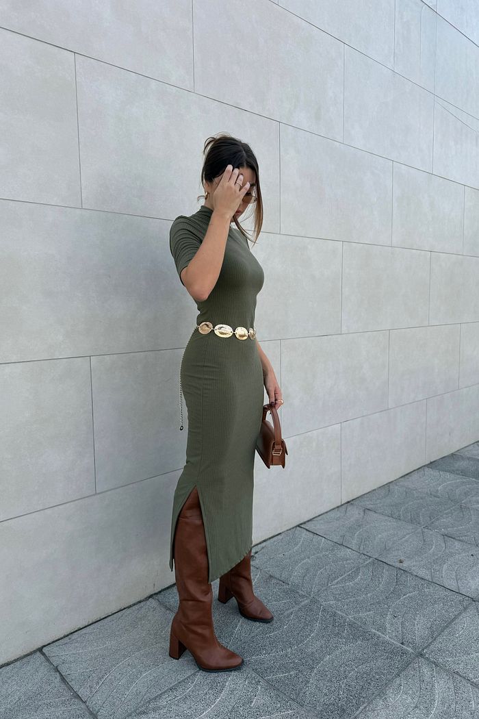 VESTIDO MIDI CANELADO SENSE VERDE OLIVA