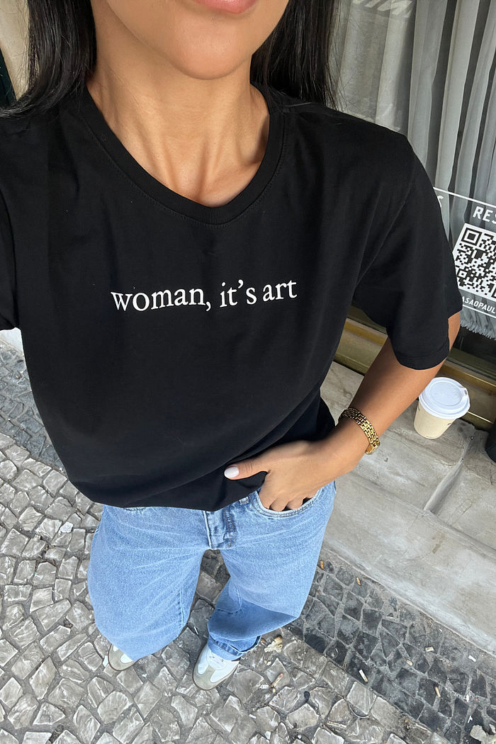 T-SHIRT ESTONADA WOMAN ART PRETA