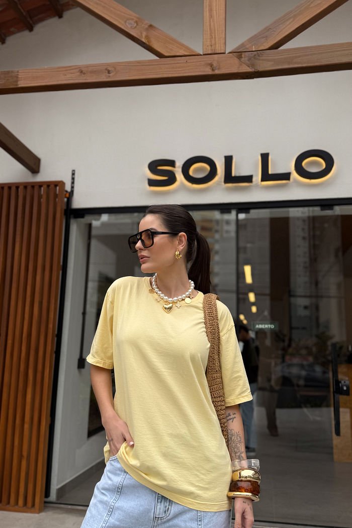 T-SHIRT ESTONADA LISA AMARELO CANDY
