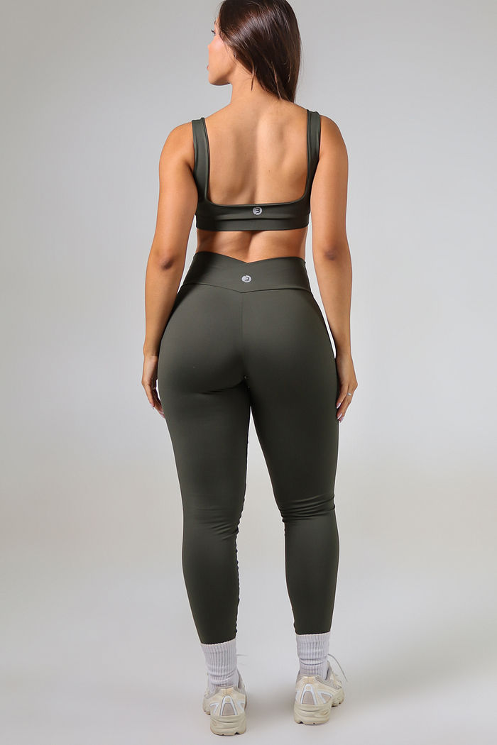 Conjunto Move Verde Militar - Legging Move +  Top Move